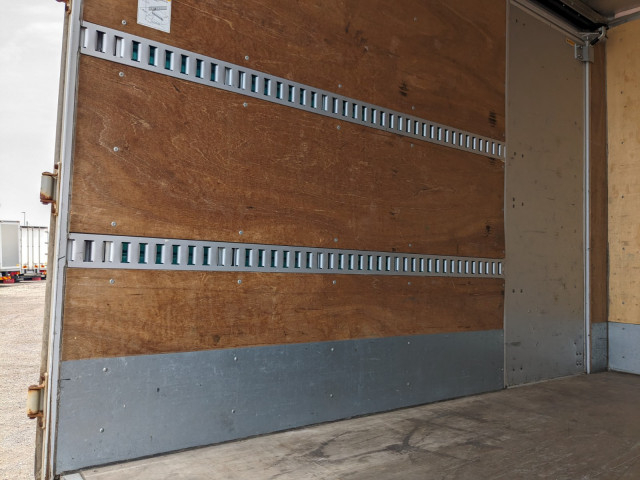 いすゞ エルフ 小型 バン TKG-NKS85AN(104430) 20枚目