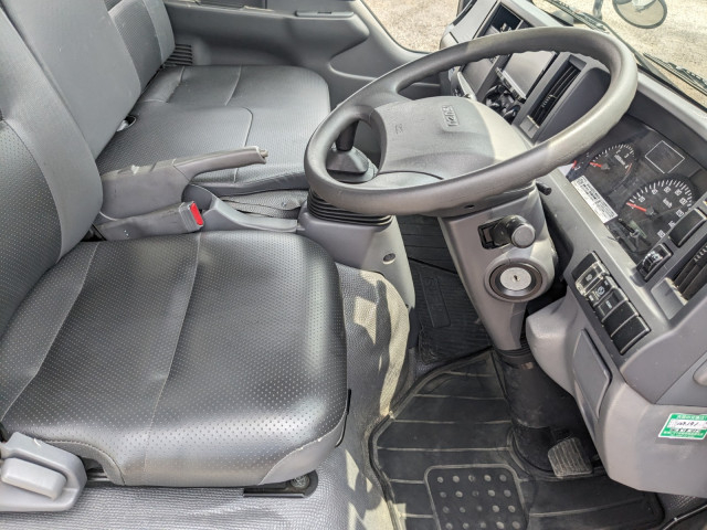 いすゞ エルフ 小型 バン TKG-NKS85AN(104430) 27枚目