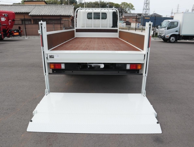 日野 デュトロ 小型 平ボディ 2DG-XZU712M(104441) 6枚目