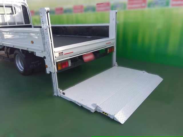 いすゞ エルフ 小型 平ボディ TRG-NPR85AR(104442) 10枚目