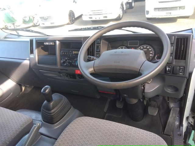 いすゞ エルフ 小型 平ボディ TRG-NPR85AR(104442) 16枚目