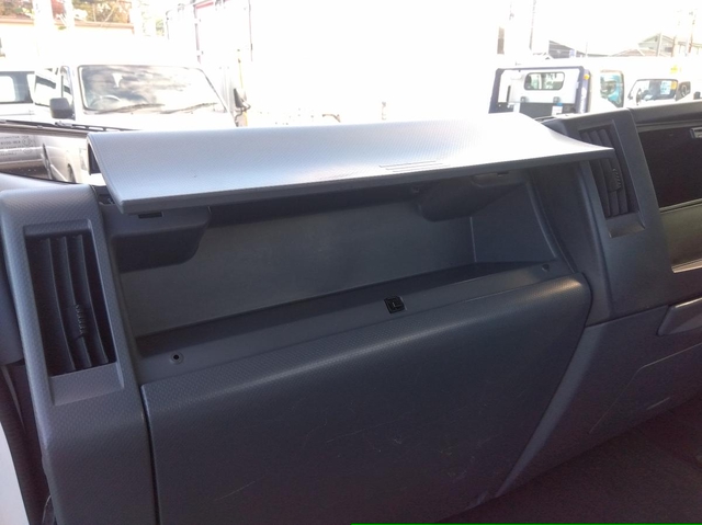 いすゞ エルフ 小型 平ボディ TRG-NPR85AR(104442) 25枚目