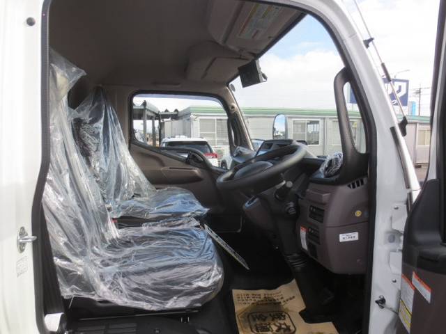 三菱ふそう キャンター 小型 冷蔵冷凍バン 2RG-FEB50(104492) 16枚目