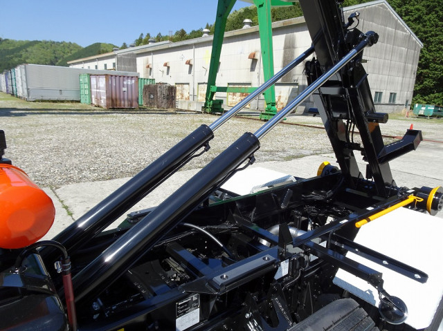 三菱ふそう キャンター 小型 コンテナ専用車 2RG-FBAV0(108121) 13枚目