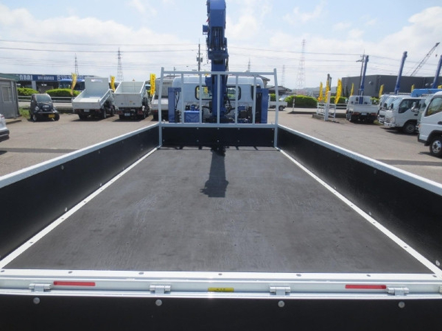 三菱ふそう キャンター 小型 平ボディ（クレーン付） 2PG-FEB80(104501) 12枚目