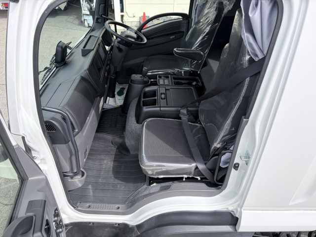 いすゞ フォワード 増トン 平ボディ（クレーン付） 2RG-FSR90S4(104500) 33枚目