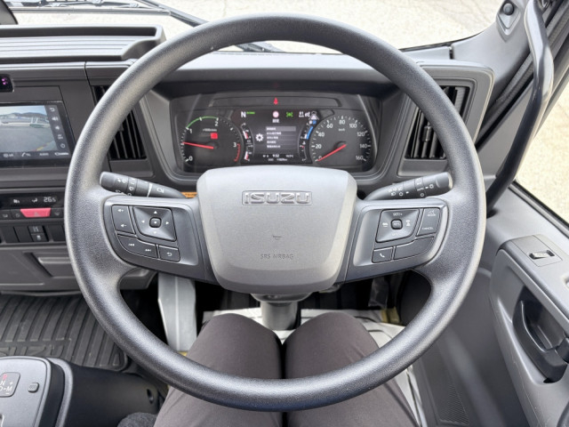 いすゞ フォワード 増トン 平ボディ（クレーン付） 2RG-FSR90S4(104500) 34枚目