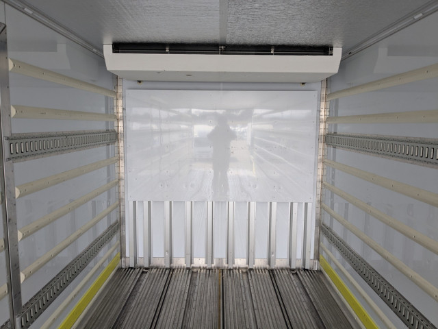 日野 プロフィア 大型 冷蔵冷凍バン 2DG-FR1AHC(104503) 23枚目