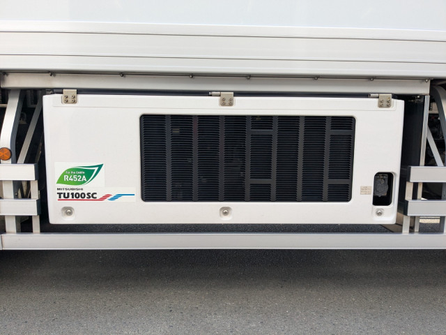 日野 プロフィア 大型 冷蔵冷凍バン 2DG-FR1AHC(104503) 34枚目