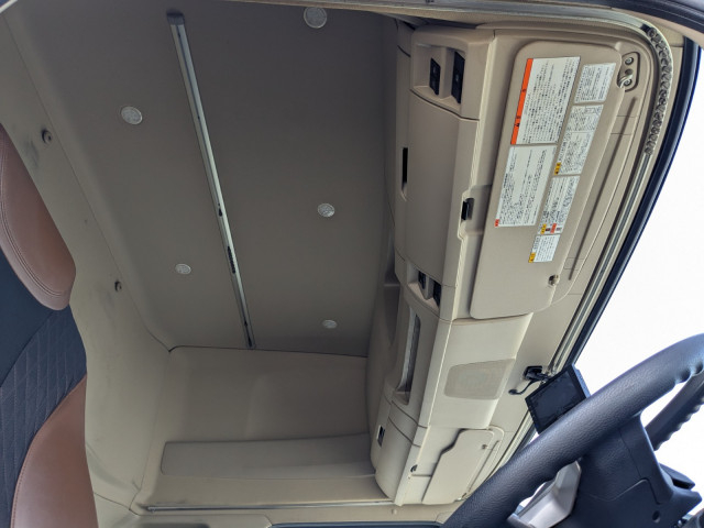 日野 プロフィア 大型 冷蔵冷凍バン 2DG-FR1AHC(104503) 37枚目