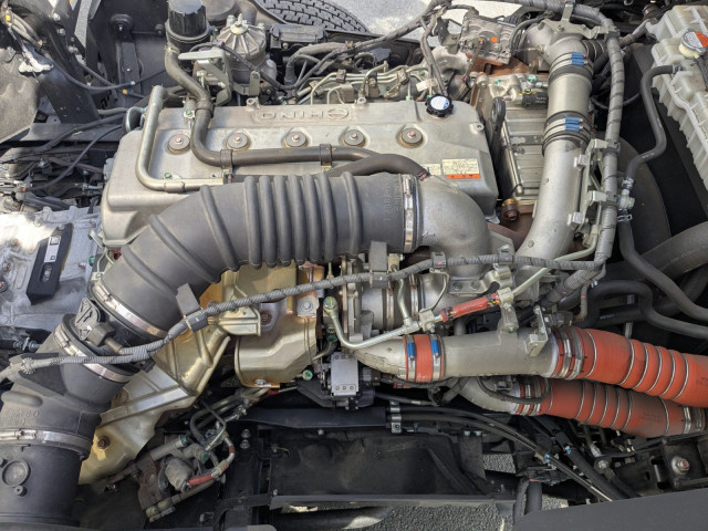 日野 プロフィア 大型 冷蔵冷凍バン 2DG-FR1AHC(104503) 45枚目