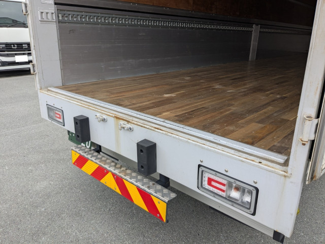 日野 プロフィア 大型 ウィング 2DG-FW1AHC(104504) 18枚目