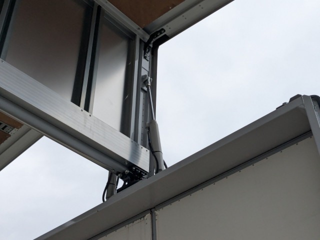 日野 プロフィア 大型 ウィング 2DG-FW1AHC(104504) 35枚目