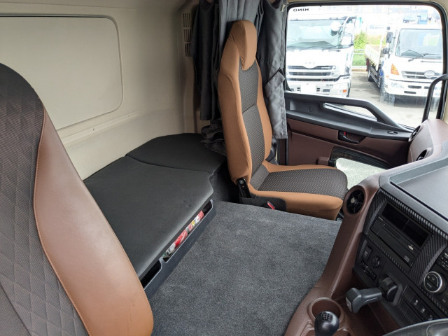 日野 プロフィア 大型 ウィング 2DG-FW1AHC(104504) 37枚目