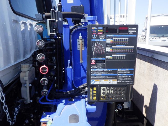 三菱ふそう - 中型 平ボディ（クレーン付） 2KG-FK62FZ(104531) 6枚目