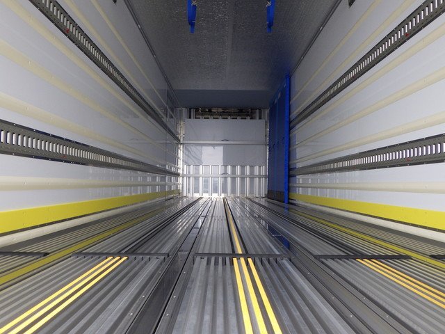 三菱ふそう - 大型 冷蔵冷凍バン 2PG-FU85VZ(104534) 5枚目