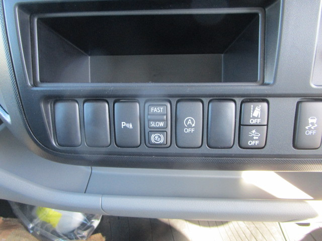 日野 デュトロ 小型 塵芥車（プレス式） 2KG-XZU710M(104544) 17枚目