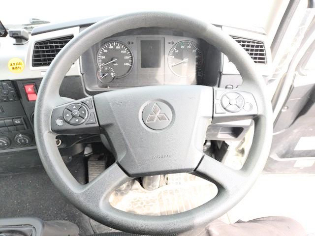 三菱ふそう ファイター 増トン 平ボディ（クレーン付） 2KG-FK62FZ(104545) 15枚目