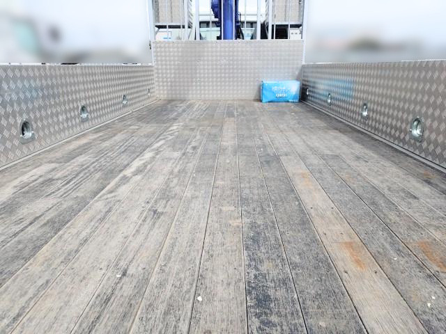 三菱ふそう ファイター 増トン 平ボディ（クレーン付） 2KG-FK62FZ(104545) 25枚目