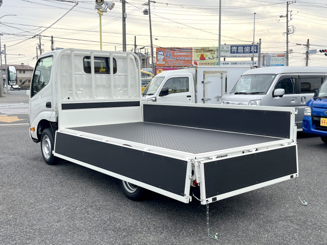 トヨタ ダイナ 小型 平ボディ 3BF-TRY230(104560) 7枚目