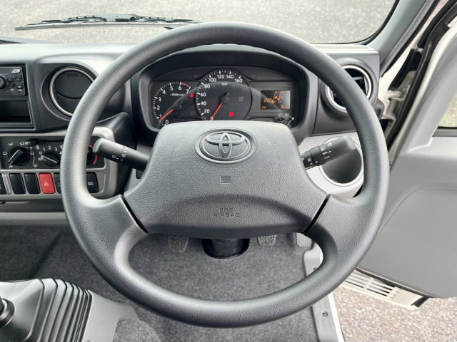 トヨタ ダイナ 小型 平ボディ 3BF-TRY230(104560) 16枚目