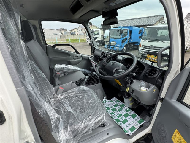 トヨタ ダイナ 小型 塵芥車（プレス式） 2KG-XZU605A(104563) 16枚目