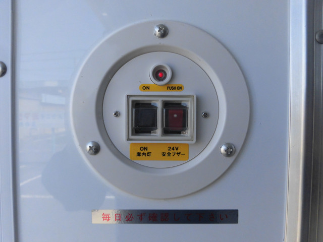 三菱ふそう キャンター 小型 冷蔵冷凍バン 2RG-FBAV0(104564) 21枚目