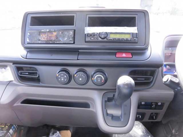 三菱ふそう キャンター 小型 冷蔵冷凍バン 2RG-FBAV0(104564) 34枚目