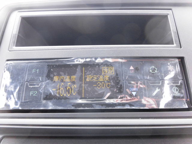 三菱ふそう キャンター 小型 冷蔵冷凍バン 2RG-FBAV0(104564) 37枚目