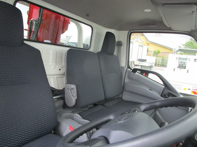 日野 デュトロ 小型 平ボディ（クレーン付） 2KG-XZU710M(104567) 12枚目