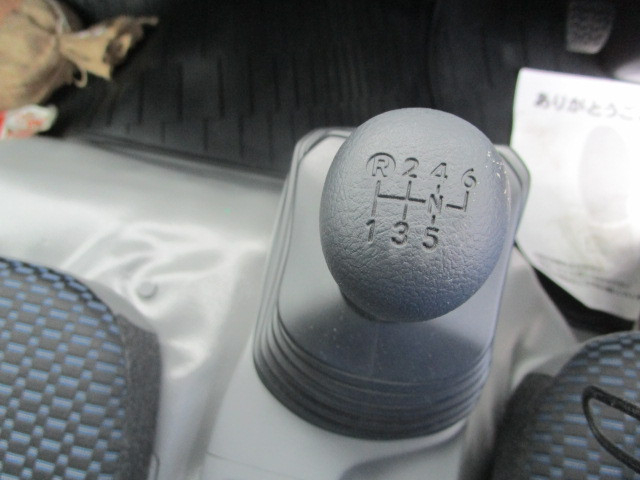 日野 デュトロ 小型 平ボディ（クレーン付） 2KG-XZU710M(104567) 20枚目