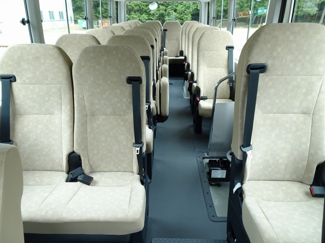 トヨタ コースター 小型 バス 2KG-GDB70(104568) 12枚目