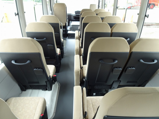 トヨタ コースター 小型 バス 2KG-GDB70(104568) 14枚目