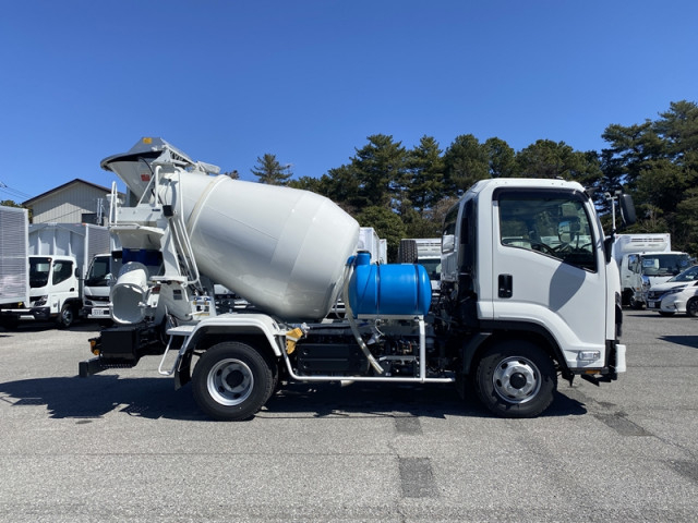 いすゞ フォワード 中型 ミキサー車 2PG-FRR90S4(104570) 5枚目
