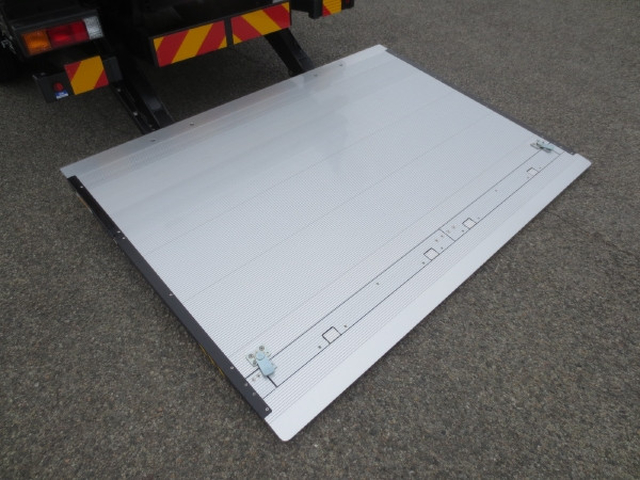 Mitsubishi Fuso canter Small Crane equipped trucks 2PG-FEB90(104571) 13枚目