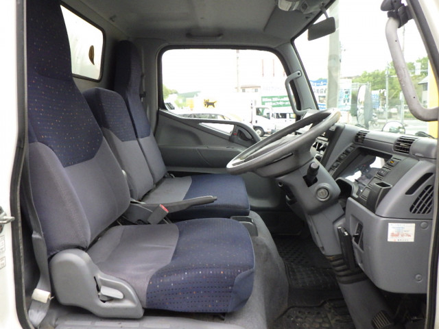 三菱ふそう キャンター 小型 バン PA-FE73DCX(104575) 12枚目
