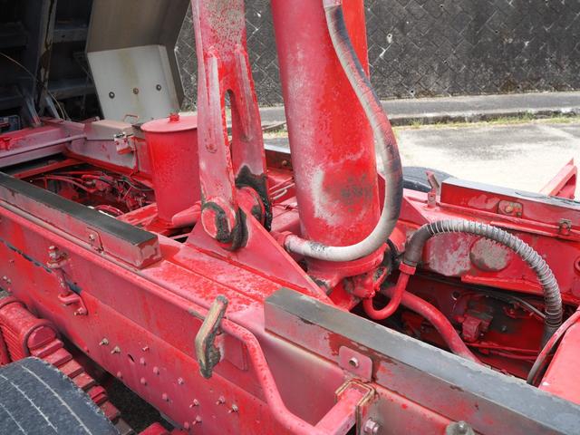 UDトラックス（日産） クオン 大型 土砂ダンプ *********(104577) 17枚目