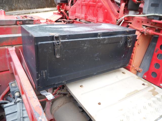 UDトラックス（日産） クオン 大型 土砂ダンプ *********(104577) 18枚目