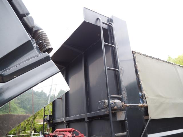 UDトラックス（日産） クオン 大型 土砂ダンプ *********(104577) 60枚目