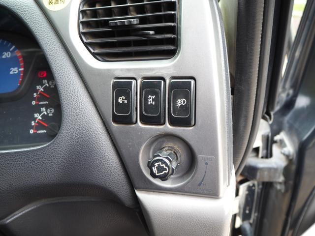 UDトラックス（日産） クオン 大型 土砂ダンプ *********(104577) 76枚目