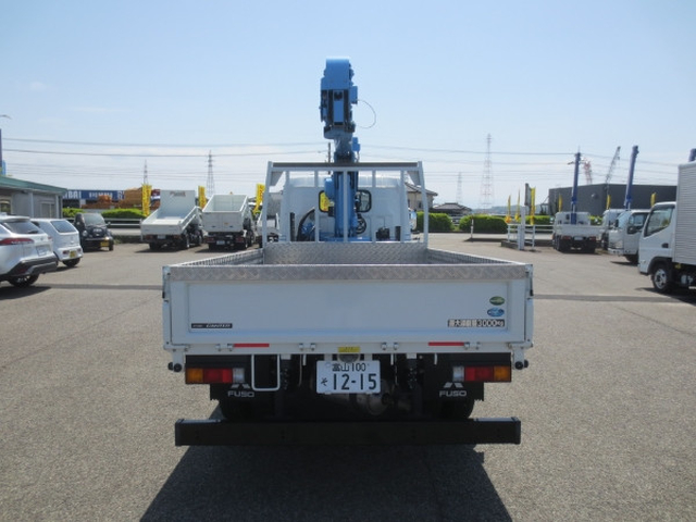 三菱ふそう キャンター 小型 平ボディ（クレーン付） 2RG-FEAV0(104581) 7枚目