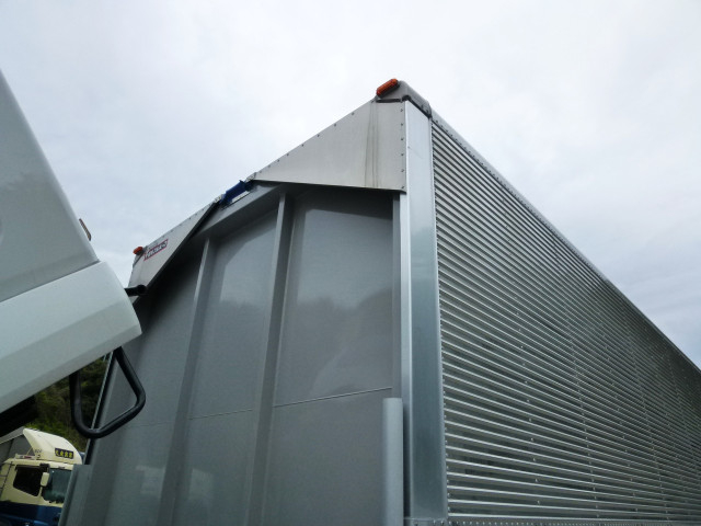 いすゞ フォワード 中型 ウィング 2RG-FRR90T2(104583) 9枚目