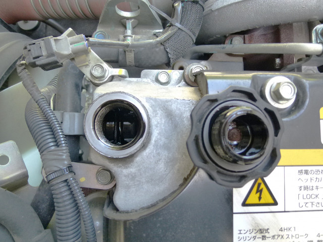 いすゞ フォワード 中型 ウィング 2RG-FRR90T2(104583) 32枚目