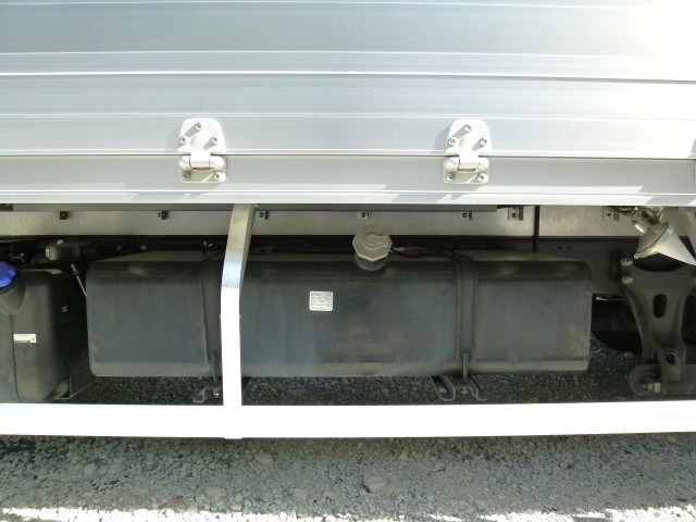 いすゞ フォワード 中型 ウィング 2RG-FRR90T2(104583) 33枚目