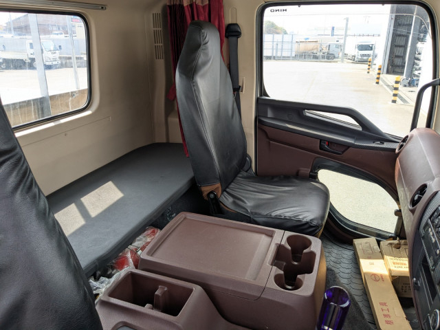 日野 レンジャー 中型 平ボディ 2PG-FD2ABG(104584) 23枚目