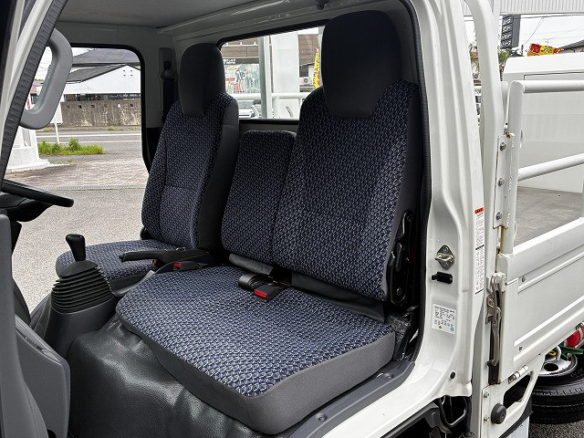 いすゞ エルフ 小型 平ボディ 2RG-NKR88A(104585) 48枚目