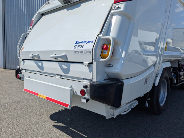 三菱ふそう キャンター 小型 塵芥車（プレス式） 2RG-FEAV0(107449) 6枚目