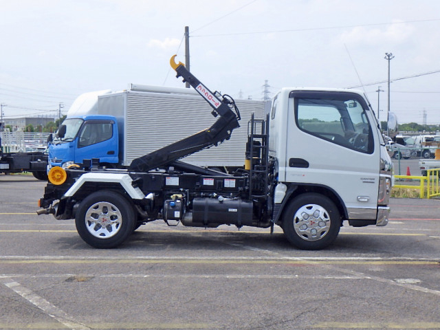 三菱ふそう キャンター 小型 コンテナ専用車 2RG-FBAV0(108136) 5枚目