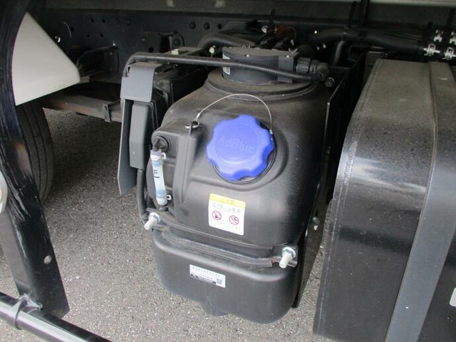 いすゞ エルフ 小型 冷蔵冷凍バン 2RG-NPR88AN(11841) 15枚目
