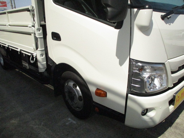 日野 デュトロ 小型 平ボディ 2RG-XZU712M(84427) 37枚目
